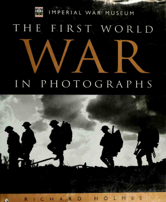 The First World War in Photographs (History).pdf
